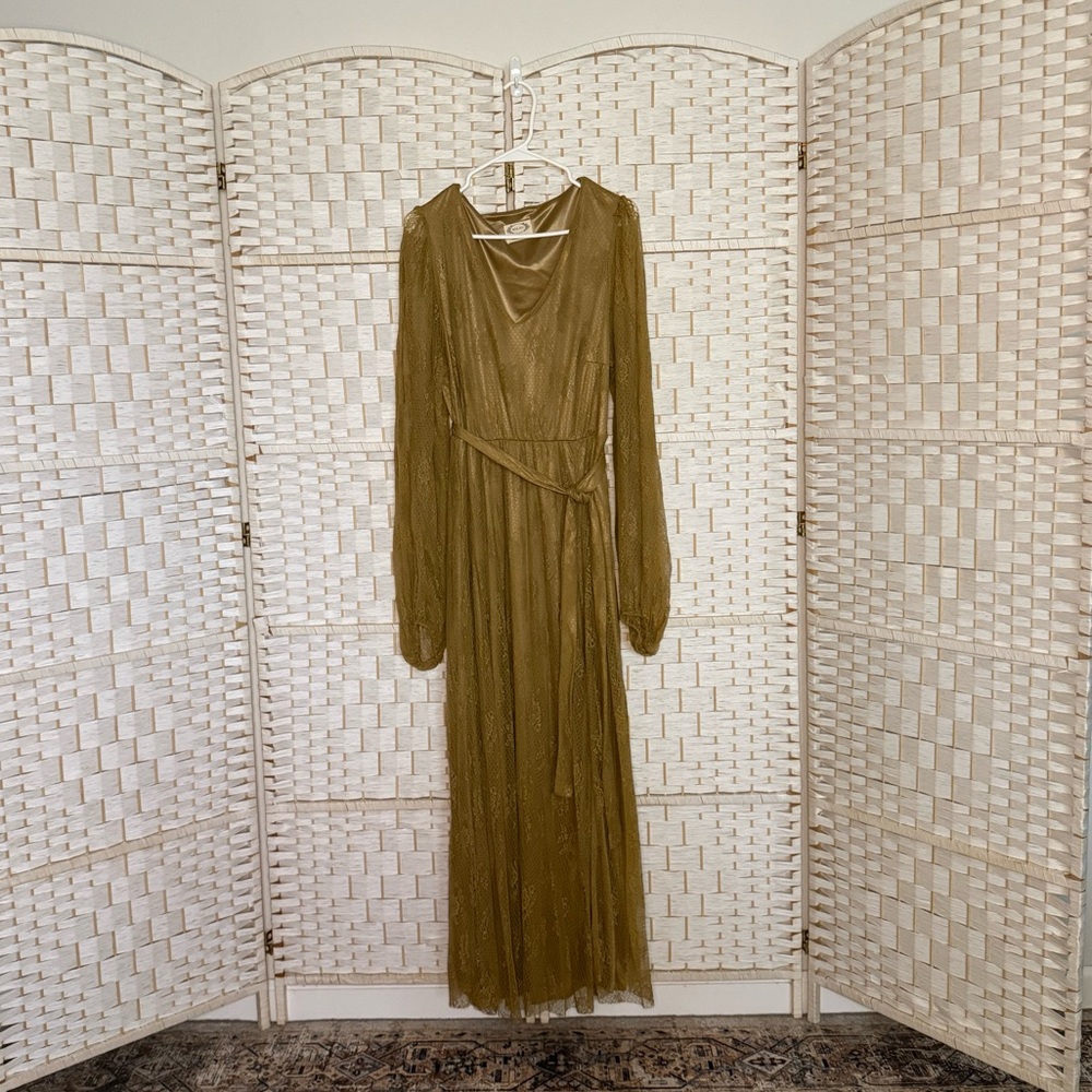 Joyfolie Long Sleeve Gold Haley Maxi Dress - Picture 2 of 2